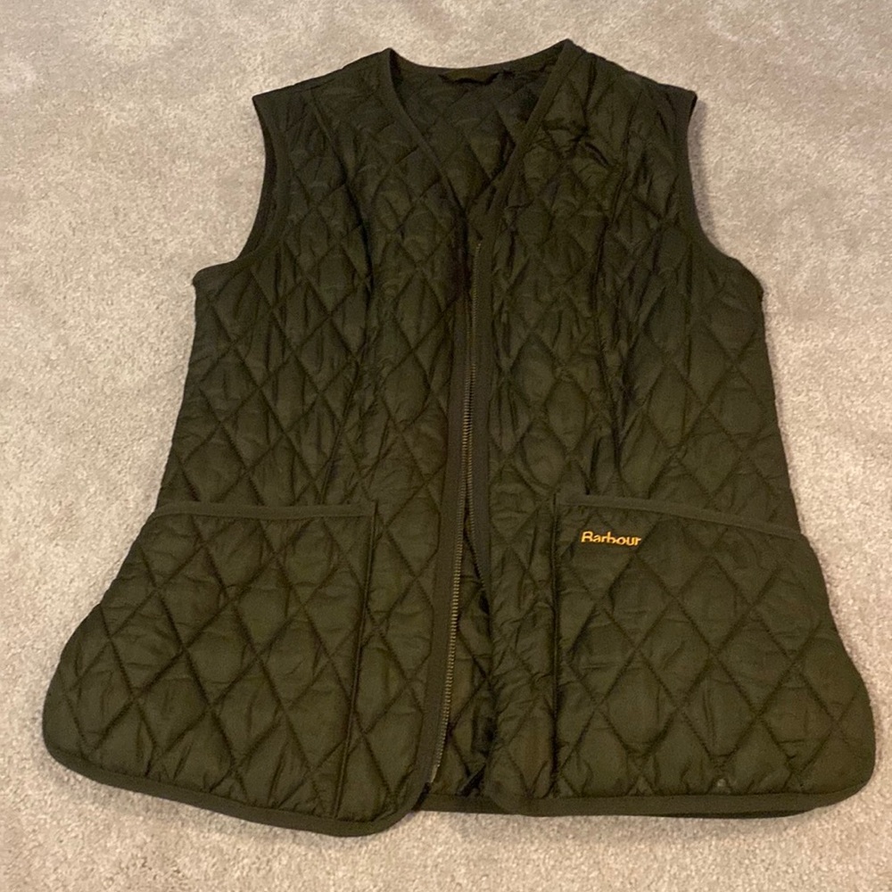 Barbour Quilted Ladies Vest in Olive
